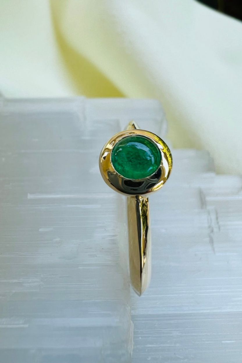Emerald Basel Solitaire Ring