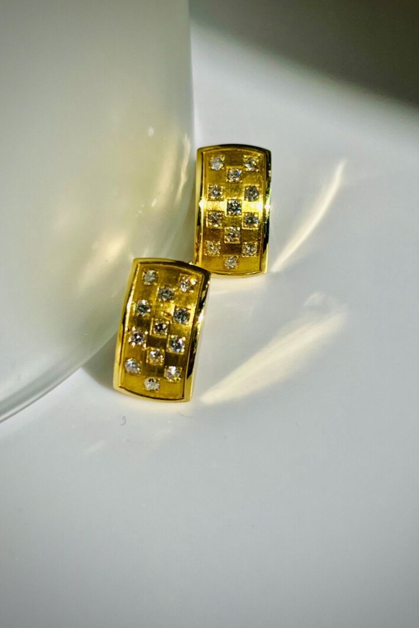 Yellow Gold Earring 0.58pts Diamond 18 karat